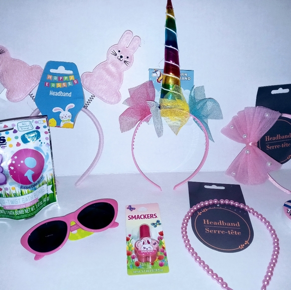 Girls Beauty Easter Set: Unicorn, Headbands, Bow, Sunglasses, Mini Mouse 10 Pcs - Picture 3 of 4